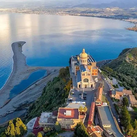 Trinacria Con Vista Sulle Eolie Apartment