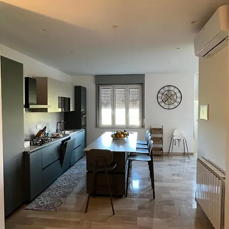 Apartment Trinacria Con Vista Sulle Eolie