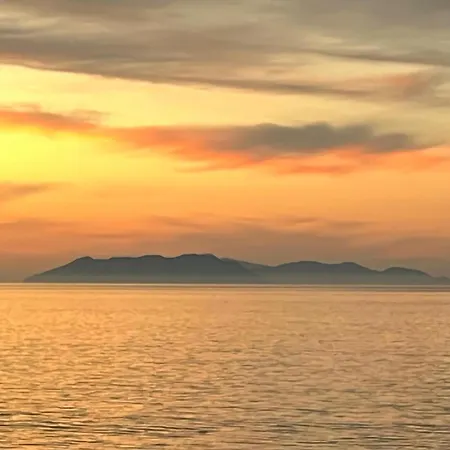 Trinacria Con Vista Sulle Eolie Terme Vigliatore